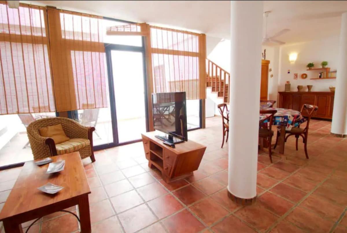 Lightbooking La Graciosa Калета-де-Себо Экстерьер фото